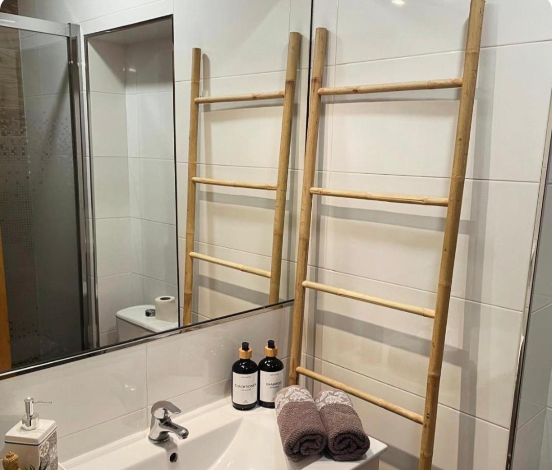 Home Suites Center Granada 2 Eksteriør bilde